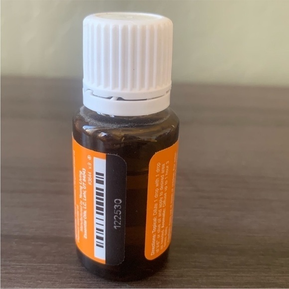 Young Living Tangerine Essential Oil 15ml NWT - Picture 3 of 3